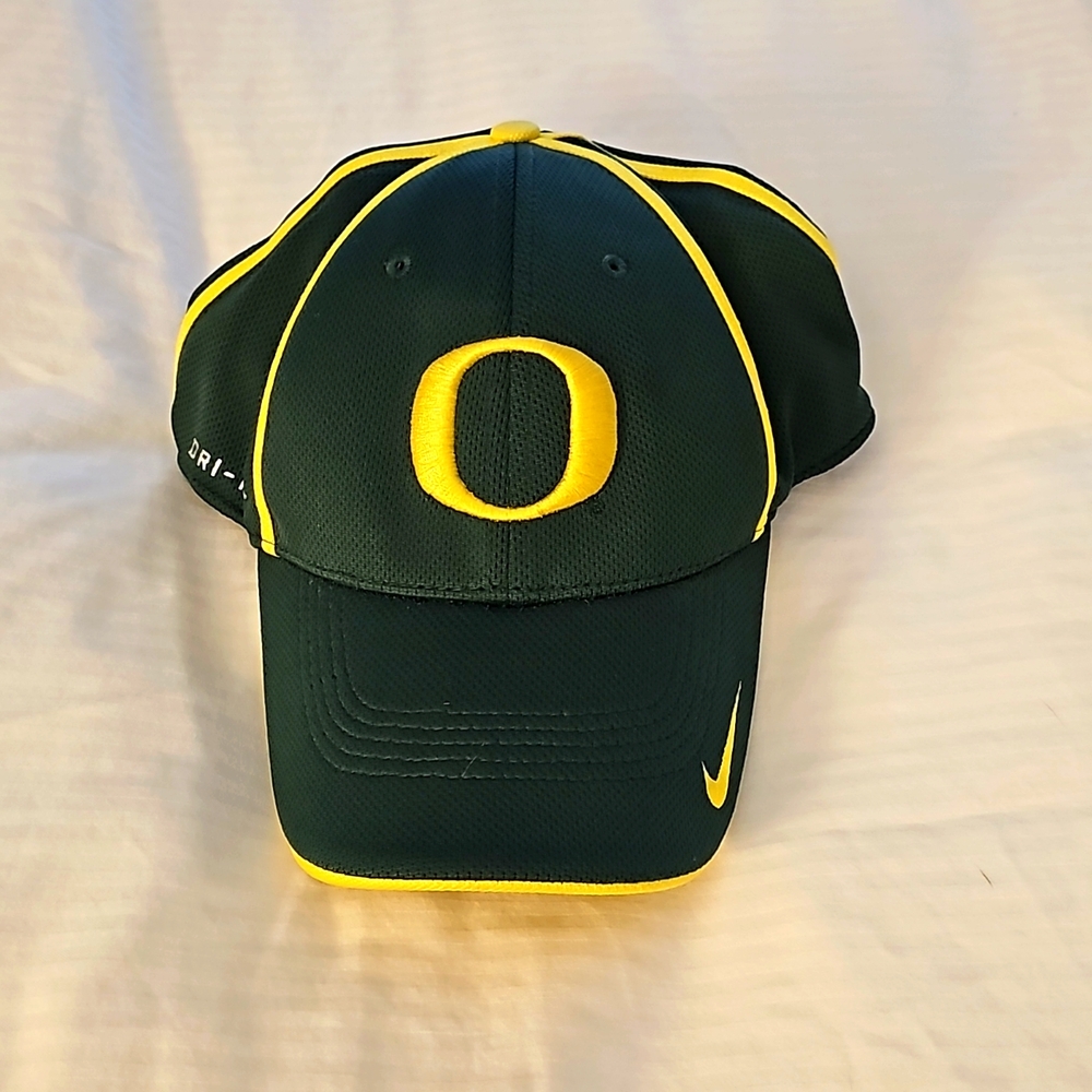 Oregon Ducks 💛💚💛💚 Nike Legacy 91 Dri-Fit Men's Hat NEW/One Size Fits All